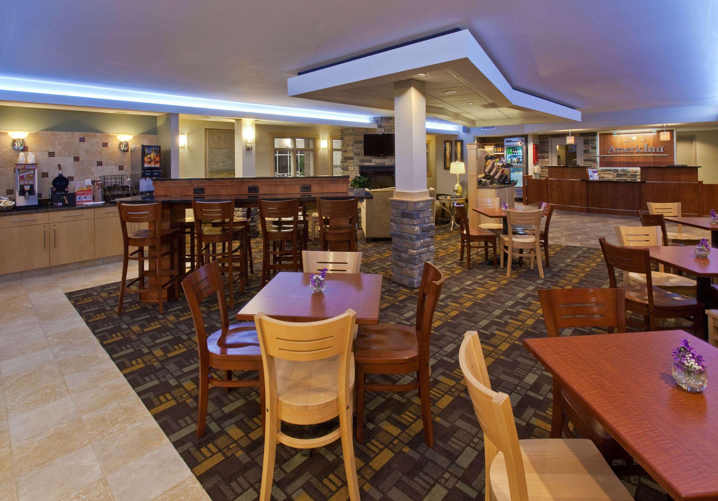 Americinn By Wyndham Fairfield Zewnętrze zdjęcie