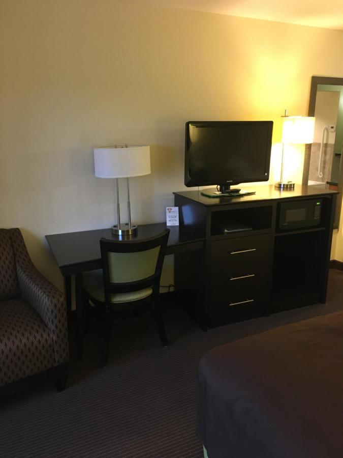 Americinn By Wyndham Fairfield Zewnętrze zdjęcie