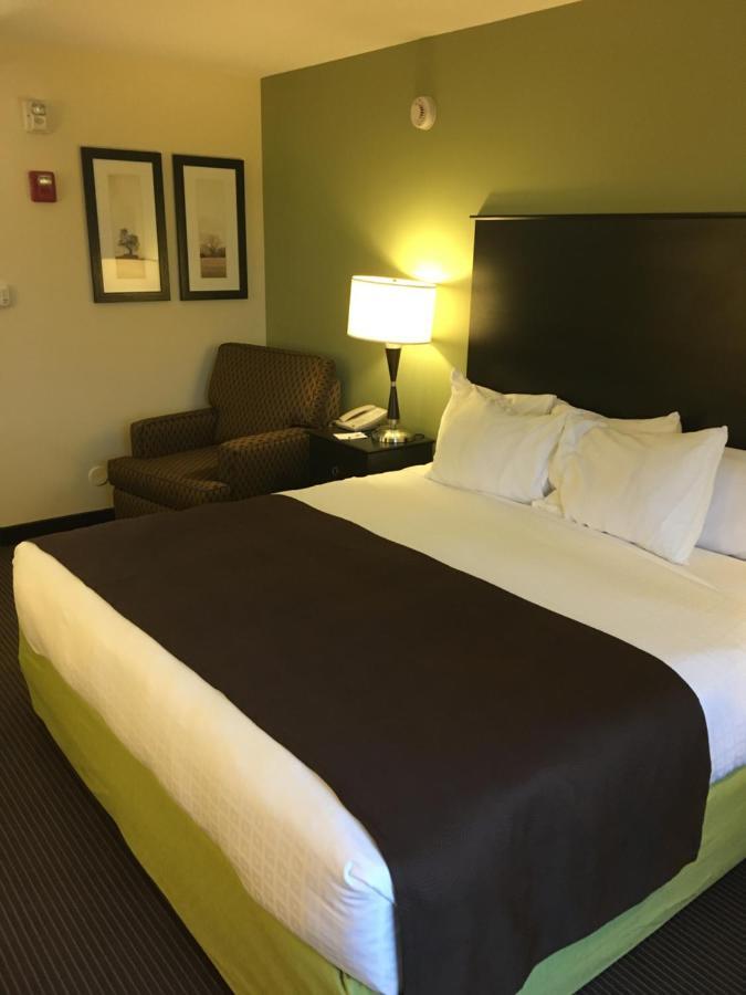 Americinn By Wyndham Fairfield Zewnętrze zdjęcie
